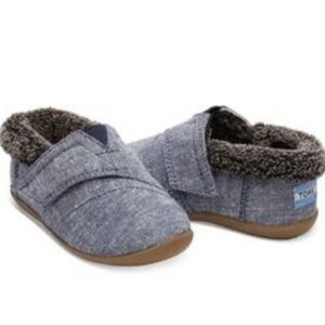 TOMS Kids Gray/Chambray Cozy Slippers